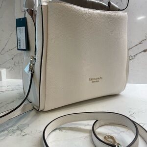 Kate spade crossbody Knott Medium bag. Off white. NWT.